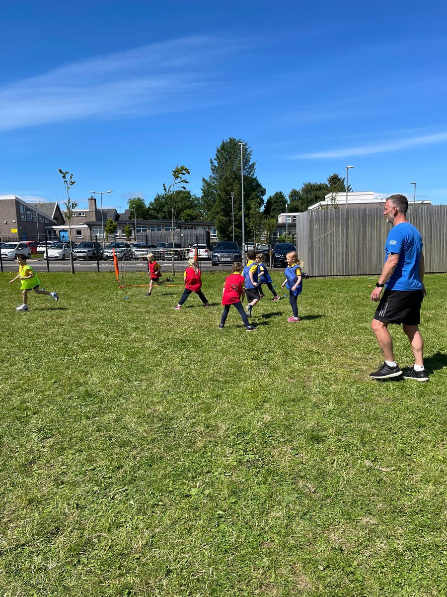 EagleshamPS's tweet photo. Primary 2.3 embraced the opportunity to improve their football skills during our Try a Sport Week. The sun was shining too! #TryaSportWeek https://t.co/bw4LAn1YyI