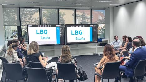 MAS Business tweet media