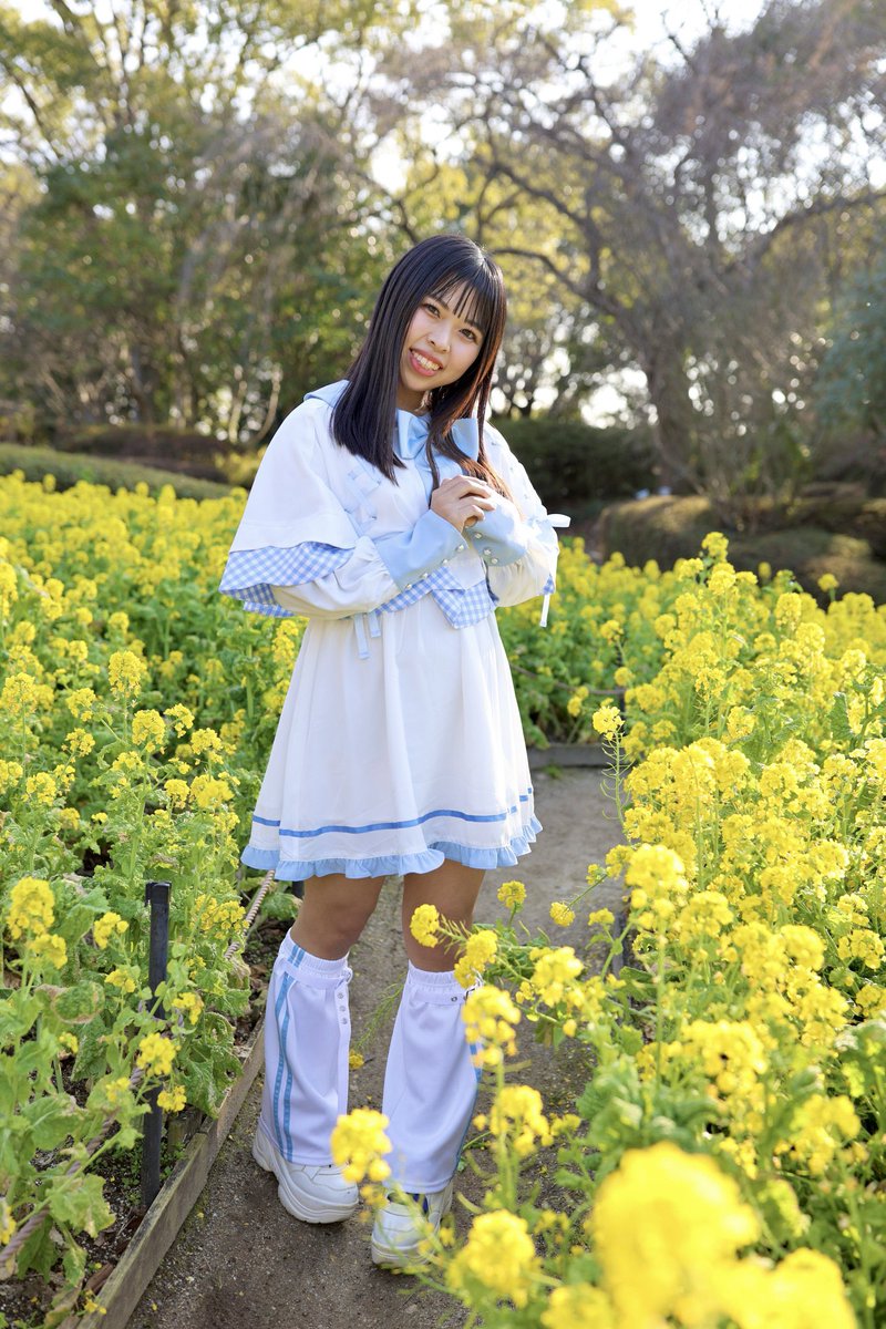 ami_orihime's tweet photo. いつか私の大好きなお洋服でメンバーをコーディネイトしたいなぁ🩷💙❤️💛 https://t.co/pYa0JP2hqG