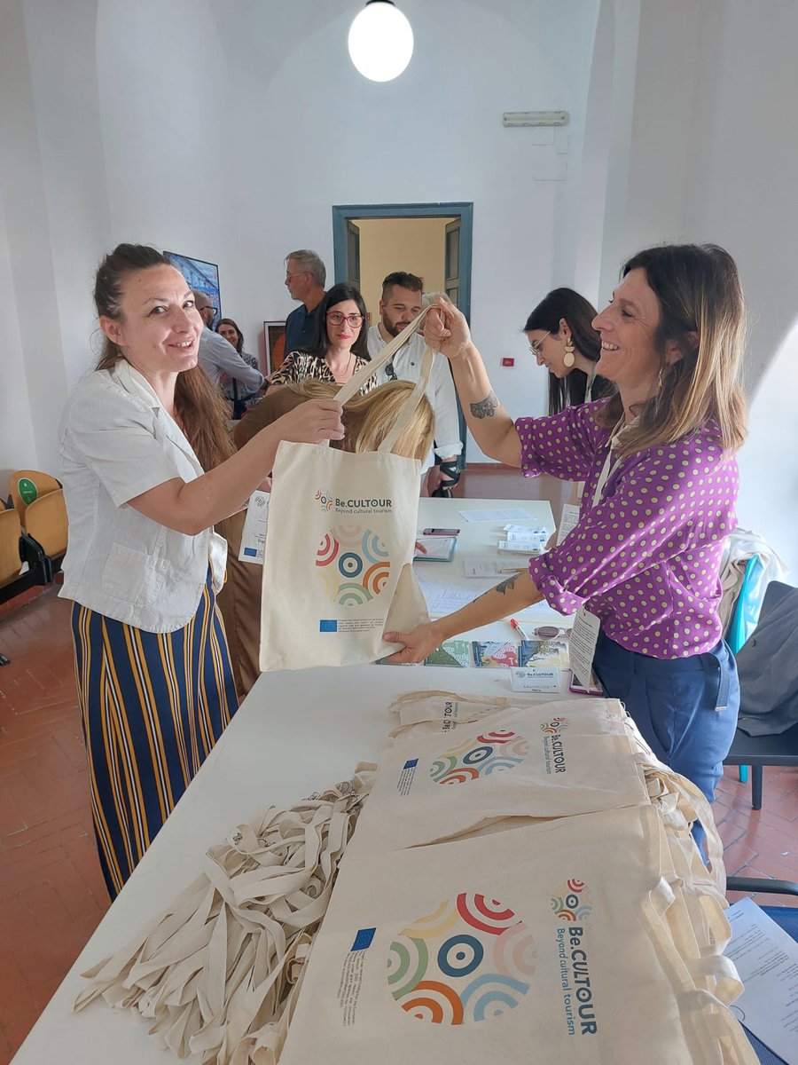 📢 Happening now!
🌍 The Be.CULTOUR Community is gathering in Naples for its Final Conference! 
👉 Check the agenda here: becultour.eu/events/join-in…
📺 Follow the Conference live: youtube.com/live/ntm7Rtyfu…