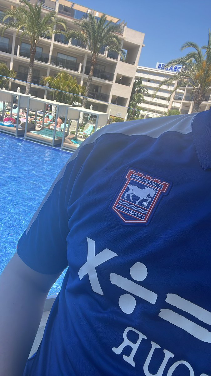 Portman Blue tweet media