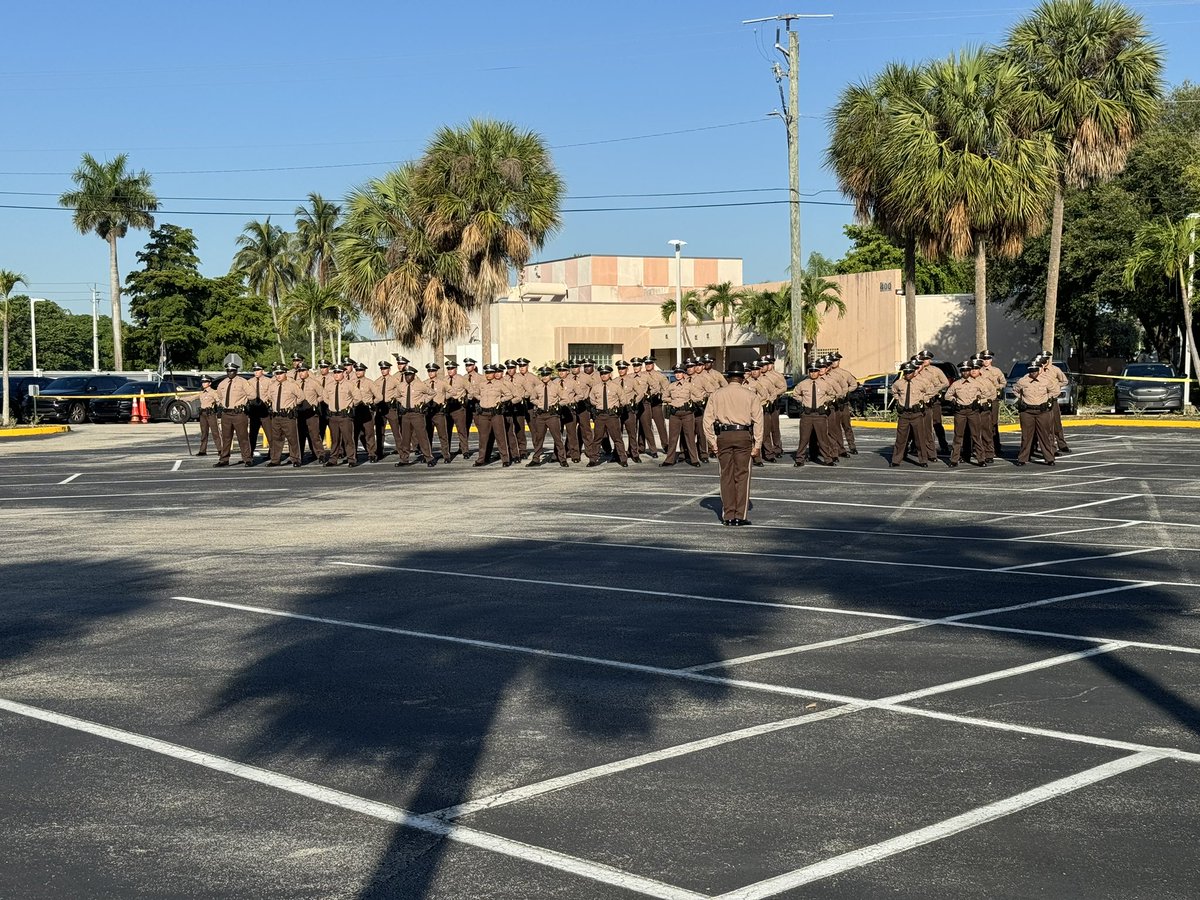 MiamiDade_SO's tweet photo. #HappeningNow: #MDPD’s #BLE142 “Pass In Review. Tune in LIVE on our Facebook page
➡️ https://t.co/WSZ87nLjUK https://t.co/vMM7XCyTFO