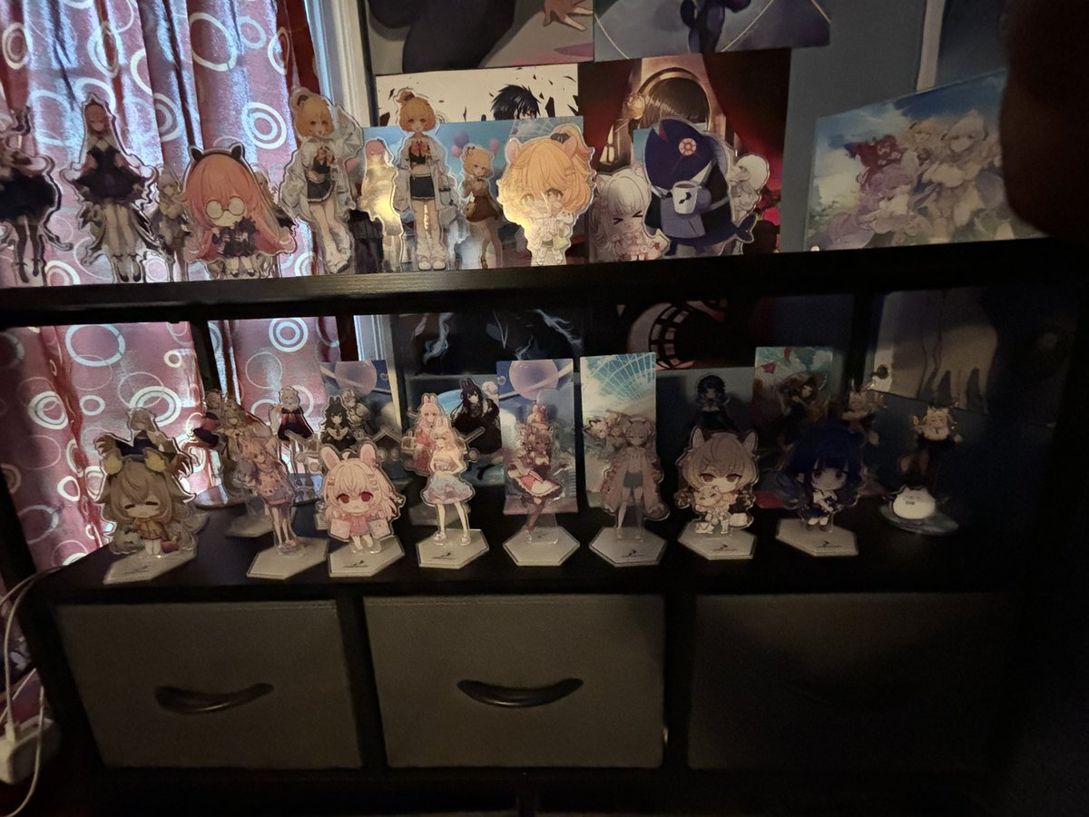 Shoei_2001_'s tweet photo. Finally unpacked everything from Offkai and here’s all the merch I have from all the trading and buying. Safe to say it was fun trying to get all these in one luggage and carry on. #OffKaiGen3 #OffKai2024 #bbs1stoffkai #ruseum #hamsterpiece https://t.co/MDCWT6Nvo4