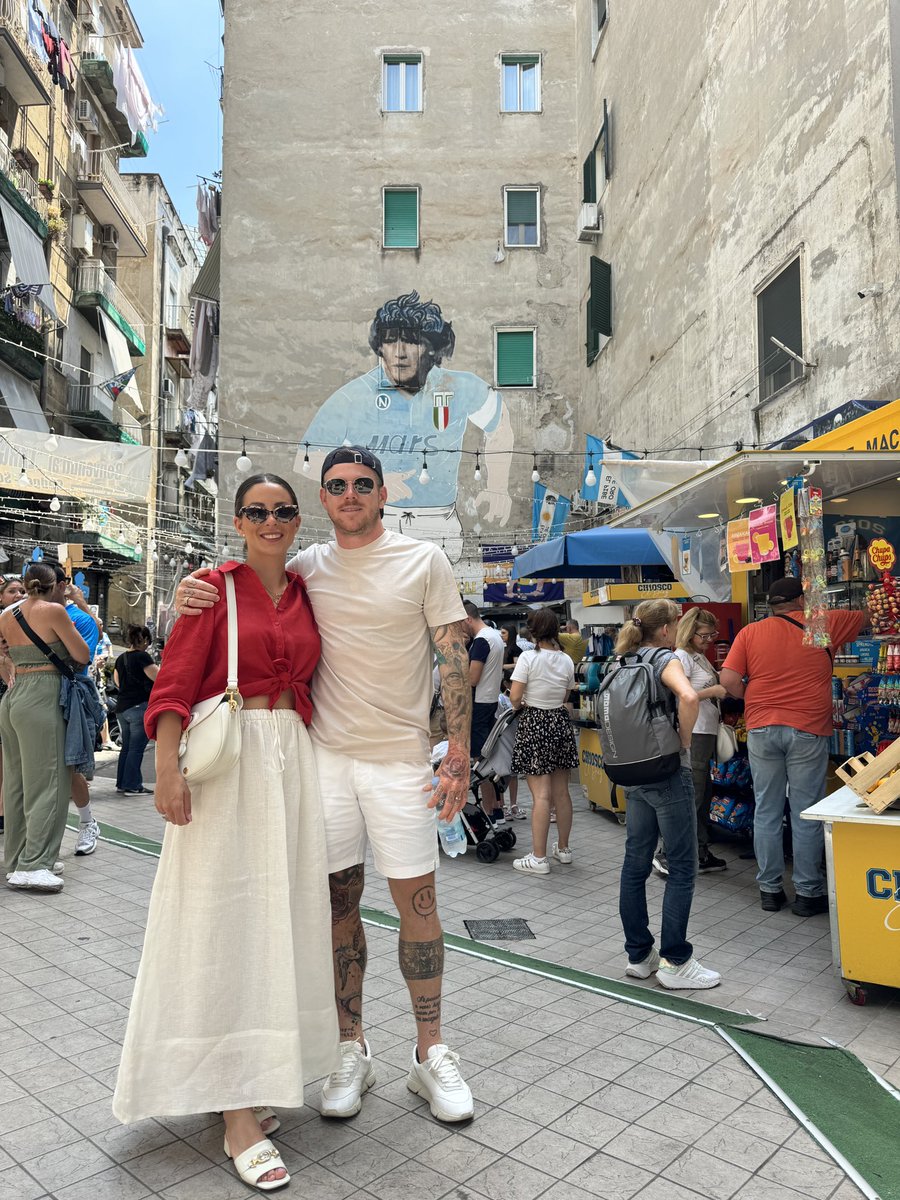 18albertomp's tweet photo. Amore mío ❤️🇮🇹 #eldiego #amicci #italy #napoli https://t.co/RHX21jSCV2