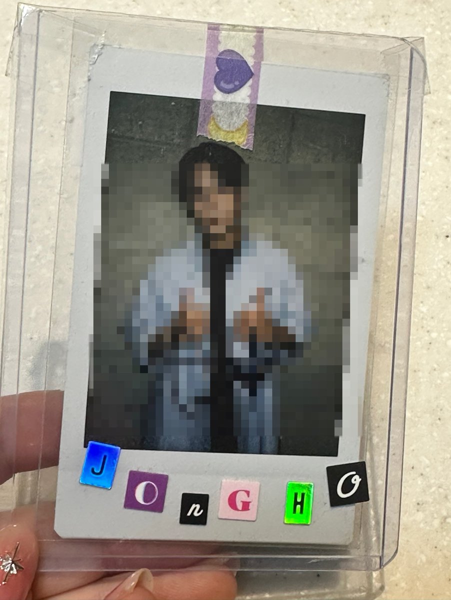 222tzs's tweet photo. wts ateez jongho signed polaroid
dm ~

에이티즈 종호 사인 폴라 양도
좀 디엠주세요~! https://t.co/11pFX3d2Ih