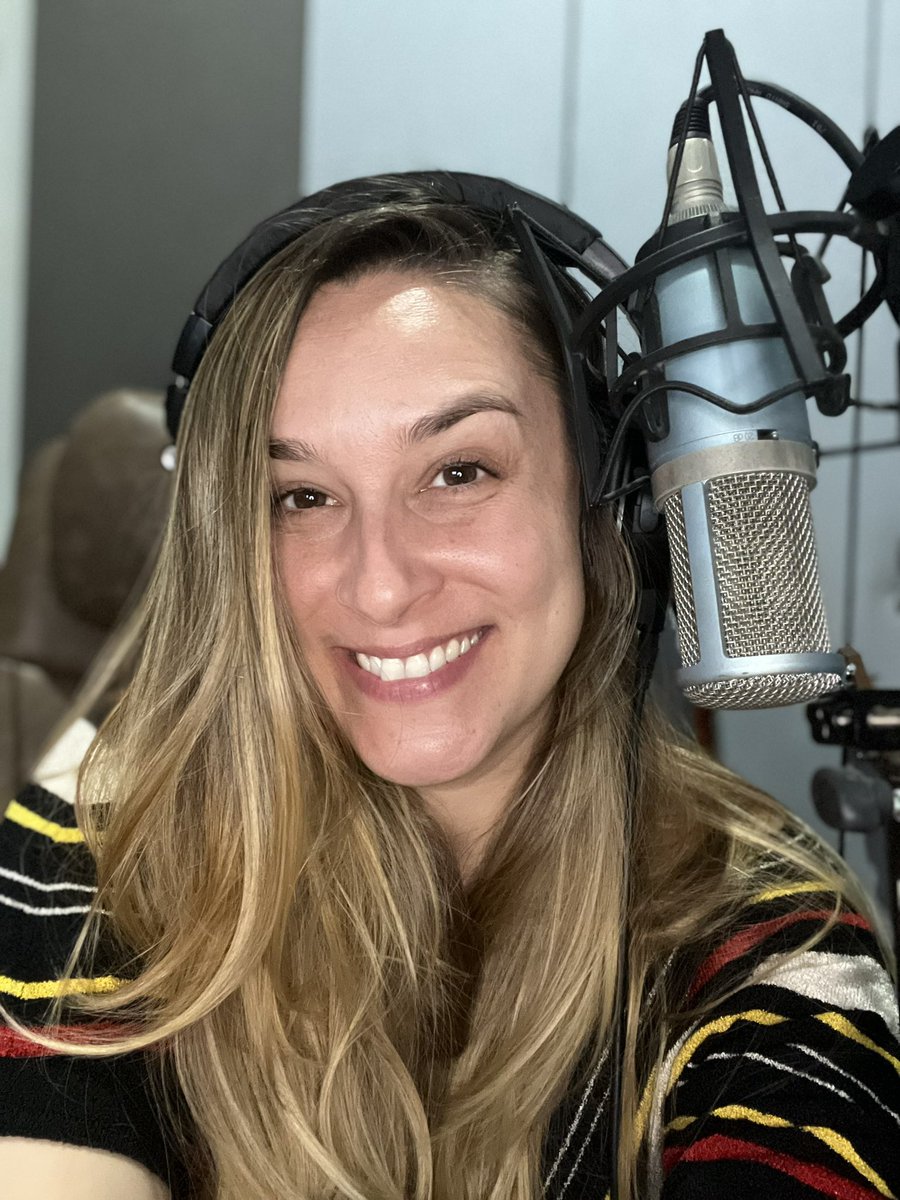 Quase 1 ano sem postar aqui 😲
Tô bem, sobrevivi ao puerpério, meu filho já tem mais de 1 aninho, tenho gravado publicidade, audiobook, games e … discos novos, sim, no plural ❤️

Saudade de fazer show, cantar ao vivo… quem vai no Survivor ou Autoral?

De onde você é?