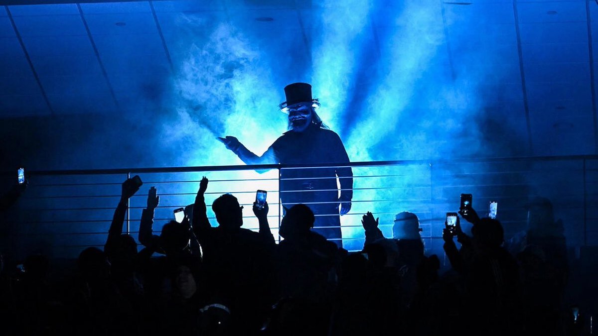 UncleHowdy_'s tweet image. 