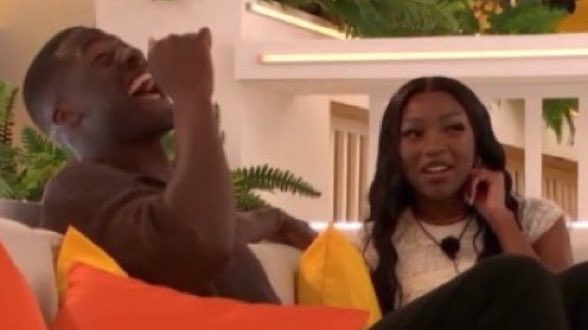 Realitea_TvJunk's tweet photo. Ayo is finished 😭 #loveIsland https://t.co/MGbU7fKsU0