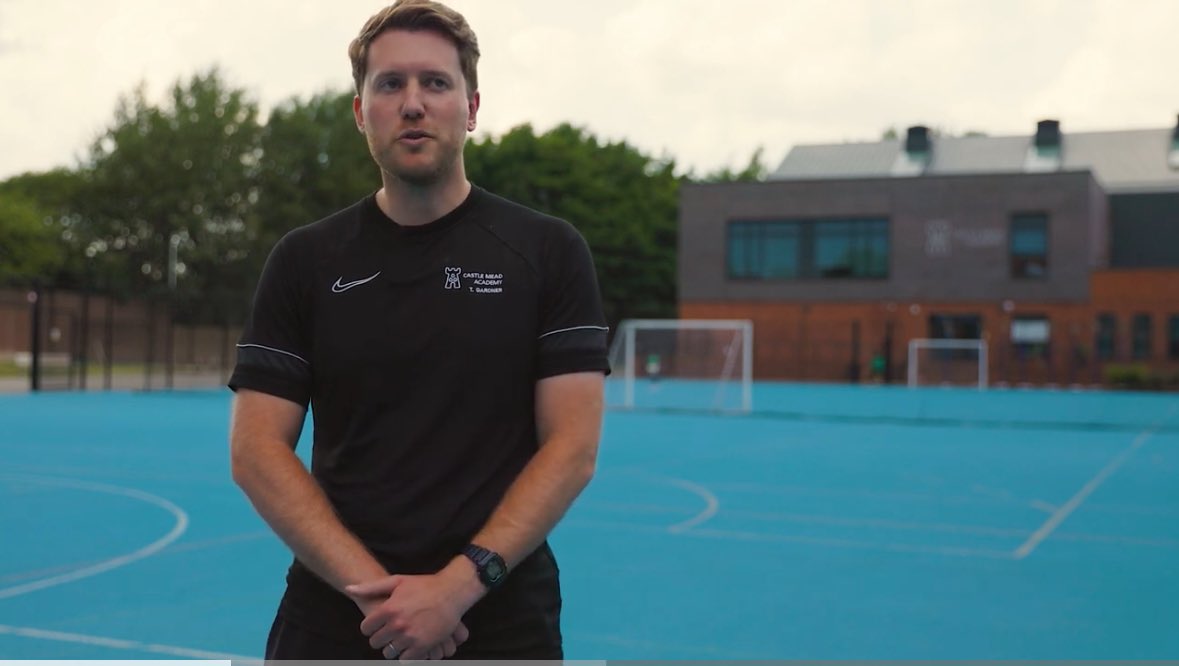 CastleMeadAcad's tweet photo. Check out this short video from our Curriculum Leader of PE, Mr Gardner, on our partnership work with @LeicesterHockey.

https://t.co/BsuQQ3Bahx

#BuildYourCharacter https://t.co/wopm2FsYUr