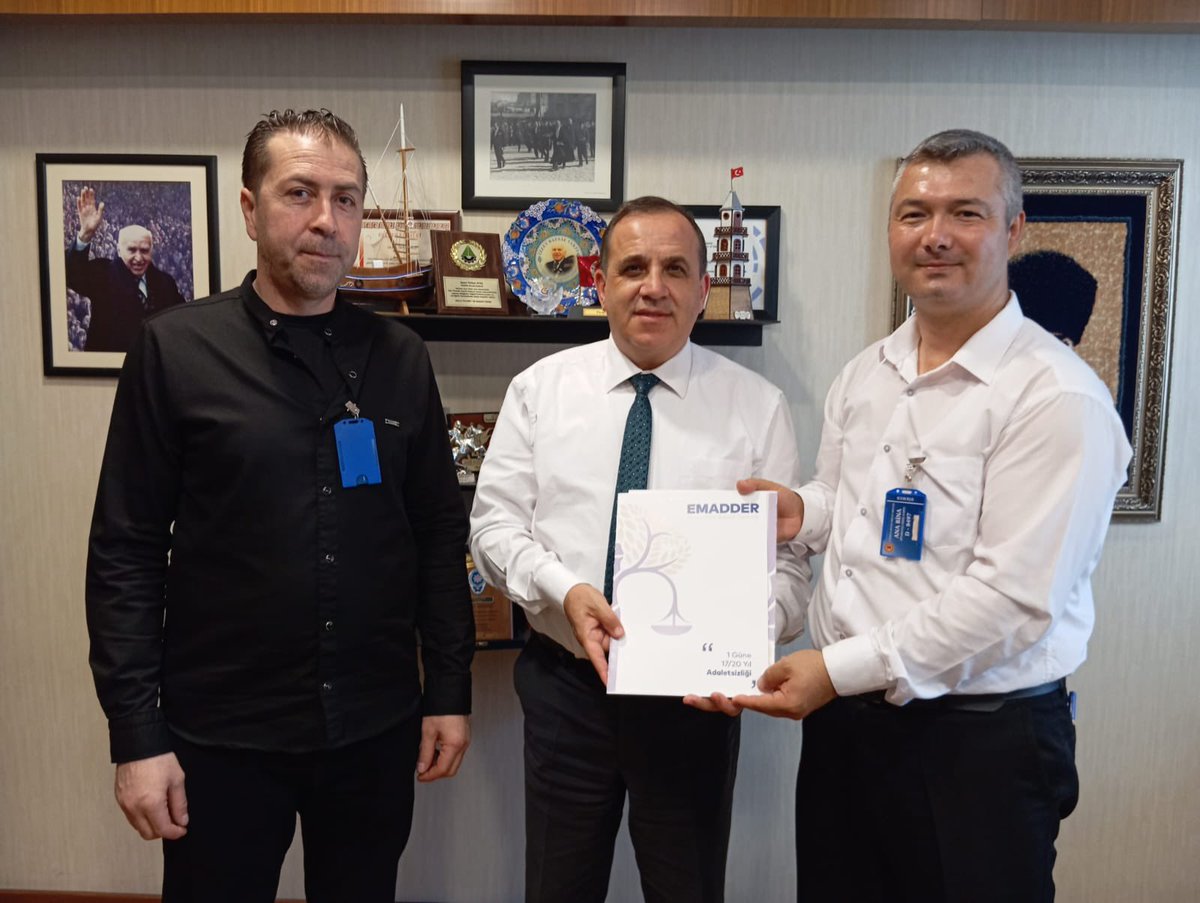 Bizleri zaten güçlü bir şekilde desteklemekte olan Cumhuriyet Halk Partisi Bolu Millet Vekili Sayın Türker Ateş Beyefendiye bizleri makamında ağırladıkları ve nazik kabulleri için teşekkür ediyor, kolaylıklar diliyoruz <a href="/TurkerAtes14/">Türker Ateş</a> 

#17YılCezamıOlur ❓

<a href="/gunaydingokhan/">Gökhan Günaydın</a>