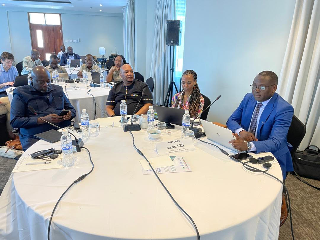 SADC_News's tweet photo. 𝗦𝗔𝗗𝗖 𝗰𝗼𝗻𝗱𝘂𝗰𝘁𝘀 𝘄𝗼𝗿𝗸𝘀𝗵𝗼𝗽 𝘁𝗼 𝗱𝗲𝘃𝗲𝗹𝗼𝗽 𝘁𝗵𝗲 𝘁𝗿𝗮𝗶𝗻𝗶𝗻𝗴 𝗽𝗿𝗼𝗴𝗿𝗮𝗺𝗺𝗲 𝗳𝗼𝗿 𝘁𝗵𝗲 𝗦𝗠𝗘𝘀 𝗶𝗻 𝘁𝗵𝗲 𝗰𝗼𝗹𝗱 𝘀𝘁𝗼𝗿𝗮𝗴𝗲 𝗮𝗻𝗱 𝗽𝗼𝘀𝘁-𝗵𝗮𝗿𝘃𝗲𝘀𝘁 𝗹𝗼𝘀𝘀𝗲𝘀 𝗼𝗳 𝗳𝗶𝘀𝗵

The development of knowledge and skills to small-medium enterprises (SMEs) is a fundamental aspect for the Southern African Development Community (SADC) region interventions to improve cold-chain and post-harvest losses and ultimately improve their fish value chain business and trade. The SADC Secretariat on 3rd June 2024 held the workshop in Dar es Salaam, United Republic of Tanzania (URT) to develop the training programme for the SMEs involved in the cold storage and post-harvest losses of fish within the framework of the PROFISHBLUE Project.

The Workshop included National Focal Points for the seven (7) PROFISHBLUE Project Member States, namely Democratic Republic of Congo, Madagascar, Malawi, Mozambique, United Republic of Tanzania, Zambia and Zimbabwe. The workshop aimed at developing course content that will contribute to the enhancement of the SMEs in the fish value chain in key technical, financial, economic and governance principles of conducting commercial fish processing and distribution as well as to identify the risks in the cold chain assets to manage and utilise assets sustainably. The project is supporting SMEs through the provision of three (3)- ton refrigerated trucks to improve the quality of the fish and fishery products being distributed and reduce the post-harvest losses (physical, biological and ecological) for both wild and domesticated (farmed) fish. A draft training manual emanated from this workshop which, upon approval, will be used for capacity building and as Trainer of Trainers tool within the SADC region.