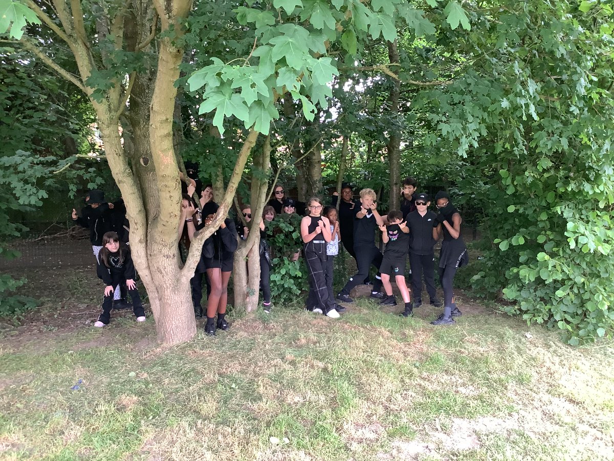peareswood's tweet photo. For our Big Bang Day, Year 6 participated in a workshop with Time Capsule. The children enjoyed cracking a range of codes and deciphering messages using a cypher tool. After that, they worked collaboratively as spies to see how they could entre Le Strange Hall inconspicuously. https://t.co/c7wDKU4efa