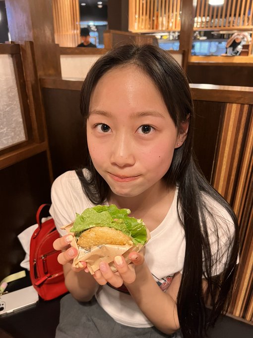NananeのTwitter画像31