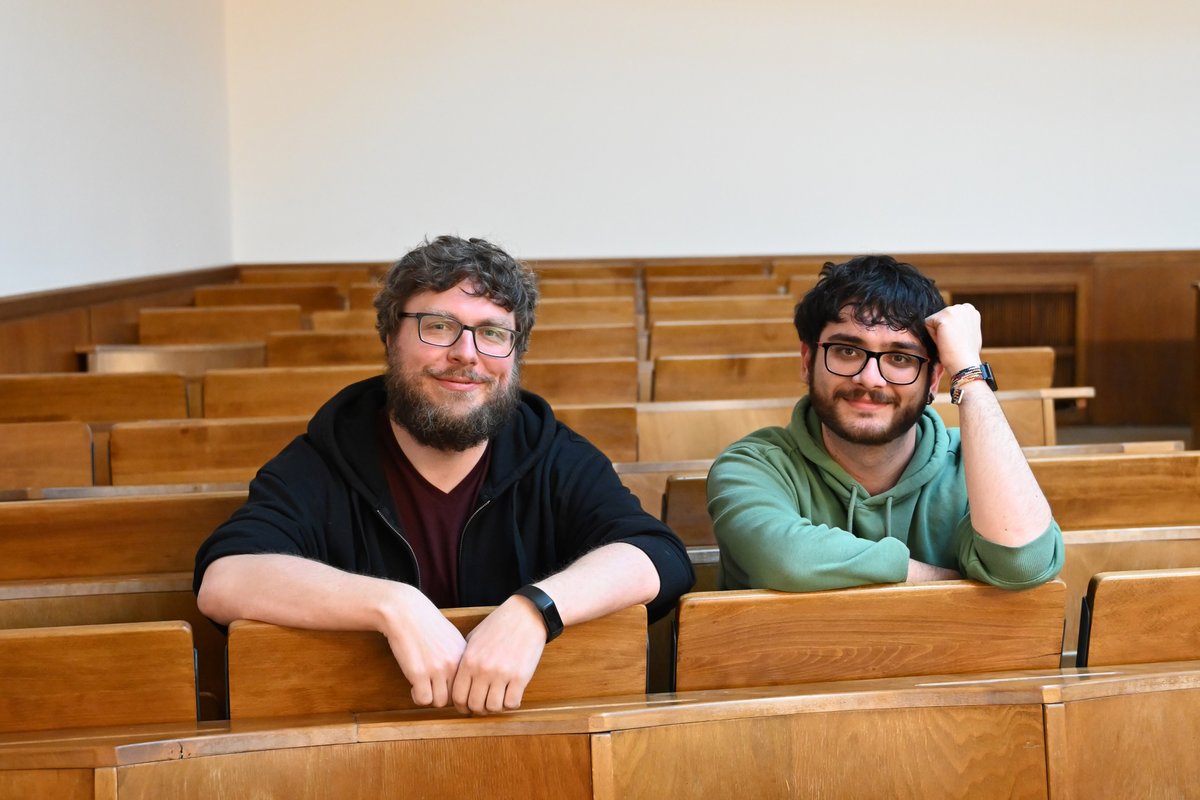 Mathematics Münster (@math_muenster) on Twitter photo <a href="/simone_ramello/">Simone Ramello 🏳️🌈</a>, doctoral researcher at MM, interviews <a href="/archernikov/">Artem Chernikov</a> from the <a href="/UofMaryland/">Univ. of Maryland</a>. They discuss the exciting interplay between model theory and combinatorics. #Mathematics #Research #ModelTheory #Combinatorics
▶️youtu.be/UJazzknGBqQ?fe… <a href="/simone_ramello/">Simone Ramello 🏳️🌈</a>, doctoral researcher at MM, interviews <a href="/archernikov/">Artem Chernikov</a> from the <a href="/UofMaryland/">Univ. of Maryland</a>. They discuss the exciting interplay between model theory and combinatorics. #Mathematics #Research #ModelTheory #Combinatorics
▶️youtu.be/UJazzknGBqQ?fe…