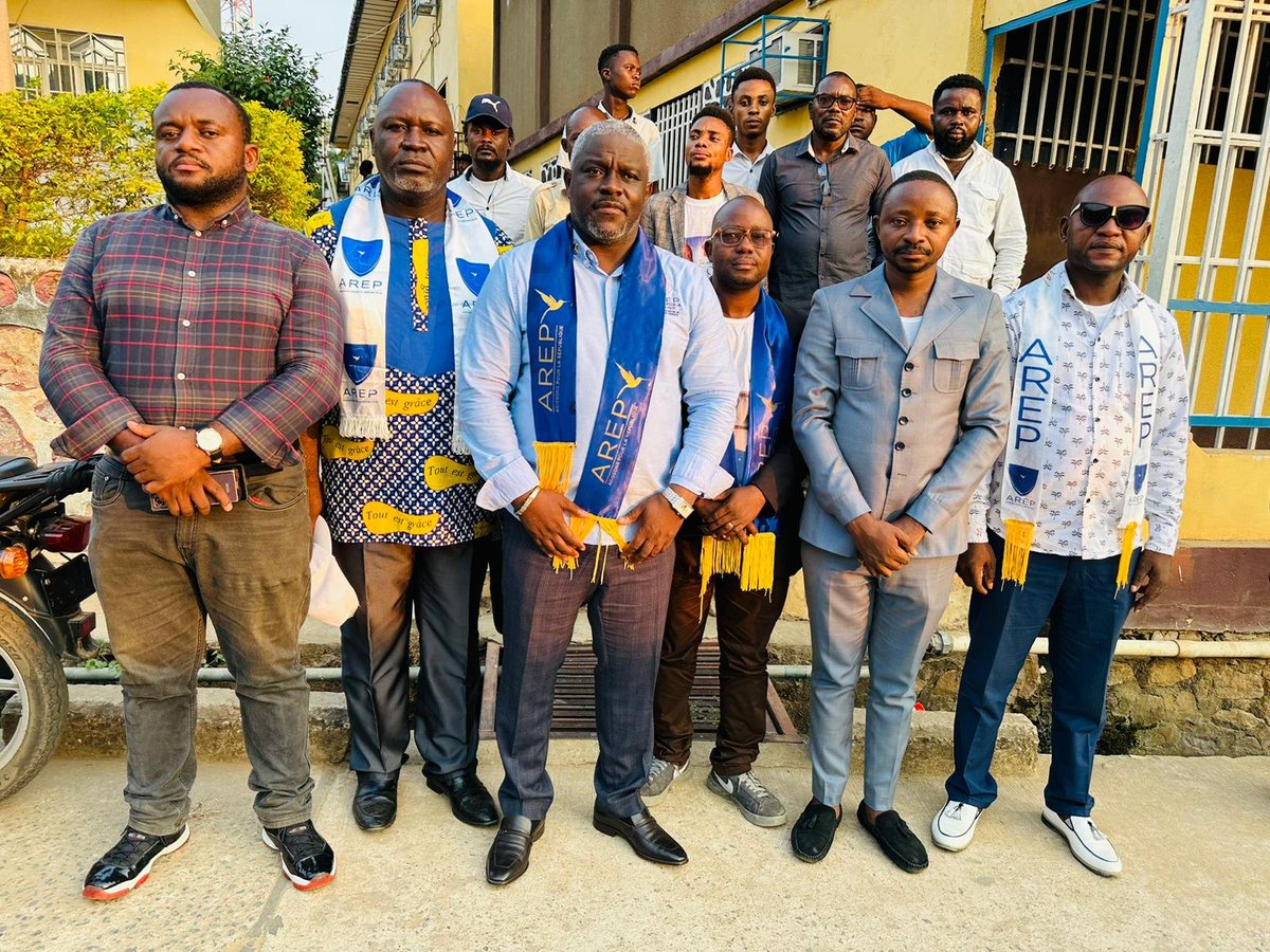 JBanzinga's tweet image. #Redynamisation du parti au Kongo Central,La Fédération AREP/KC a organisé sa rentrée politique 2024 à BOMA en présence du camarade #Dey_MÜLLER de l&apos;AREP/PARIS,le fédéral J.J BANZINGA a une fois de plus féliciter l&apos;autorité de référence Me Guy LOANDO. @GuyLoando_ @AlphaLima1919