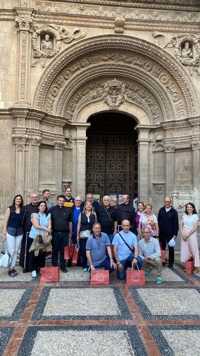 itremurcia's tweet photo. ✅ Llevamos a cabo un fam trip junto con el turoperador @avoristravel y 22 agentes de viajes para promocionar #CaravacaAñoJubilar2024 ☨ y el Camino de Levante 🎒. 

#TurismoRegióndeMurcia #RegióndeMurcia https://t.co/R2gU9T0CZP
