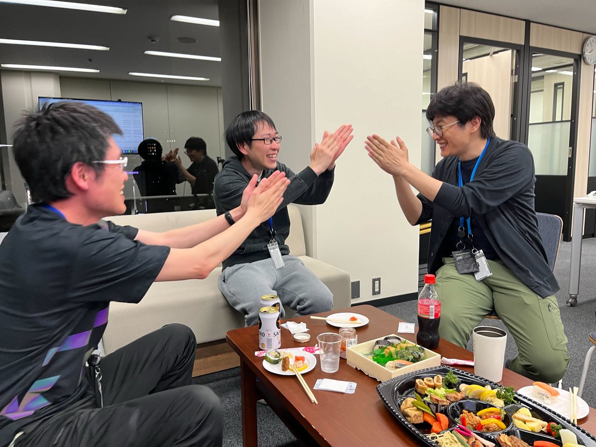 Masatoshi__Endo's tweet image. プロジェクトのリリースお祝い会@仙台オフィスをしてもらいました！部門の垣根を超えてお祝い頂けて幸せです^^ #Classmethod