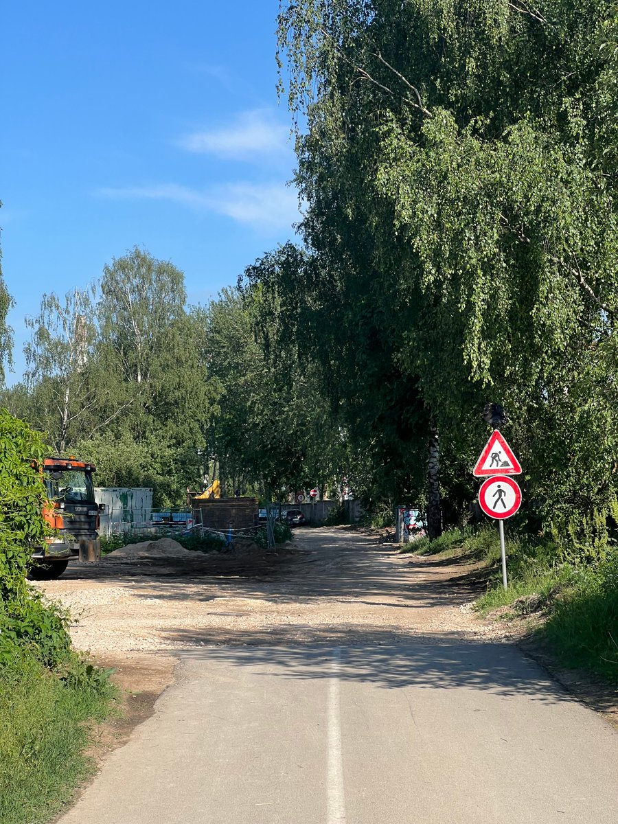 Gadu vēlāk Rīga - Jūrmala velo ceļa posms pie Zārdu ielas joprojām ir uzrakts. <a href="/RigasDome/">Rīga</a> <a href="/rigasudens/">SIA "Rīgas ūdens"</a> Vai jebkad ir plānots atjaunot asfalta segumu?
x.com/VeloBedres/sta…