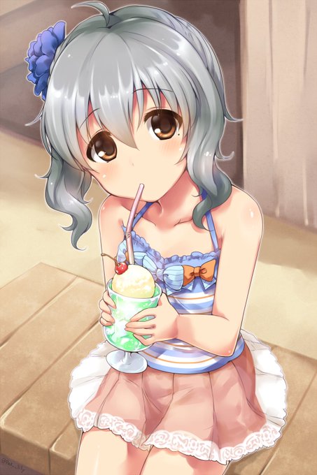 #このタグを見た人は黙って飲み物を持ったキャラを貼る 