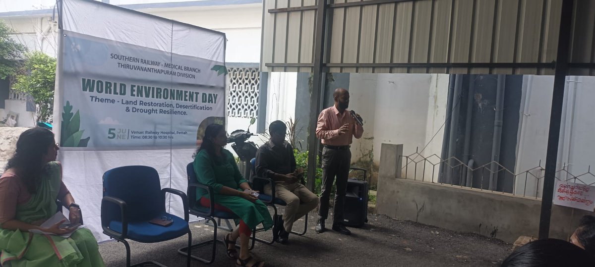 drm_tvc's tweet photo. Spreading message of sustainable actions for environment! #WorldEnvironmentDay2024 was observed at Railway Hospital Pettah with a host of programmes. CMS/TVC inaugurated the programme and administered Environment day pledge.

#SouthernRailway #TVCSRUpdates https://t.co/XxpSqbHv1i