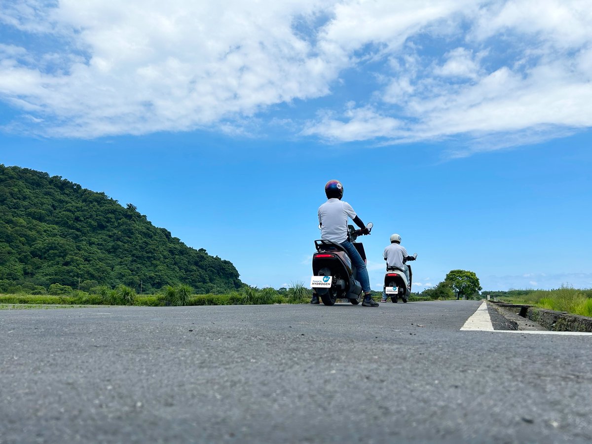 HyZero_Chitche's tweet photo. It's #WorldEnvironmentDay, and we're proud to be part of the solution! With our #hydrogen fuel cell systems, we're reducing emissions and creating a cleaner, healthier world for all. Together, let's continue to innovate for a greener tomorrow. #SustainableFuture #HyZero https://t.co/XGutQ69WH1