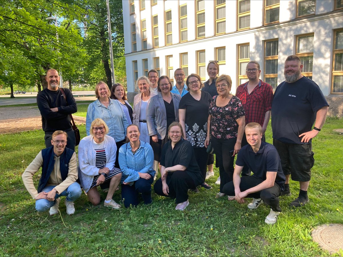 Kevään viimeinen lautakunnan kokous. Päätettiin mm, että Seppo Välinen jatkaa #Vaasankaupunginteatteri'n johdossa seuraavan viisivuotiskauden.