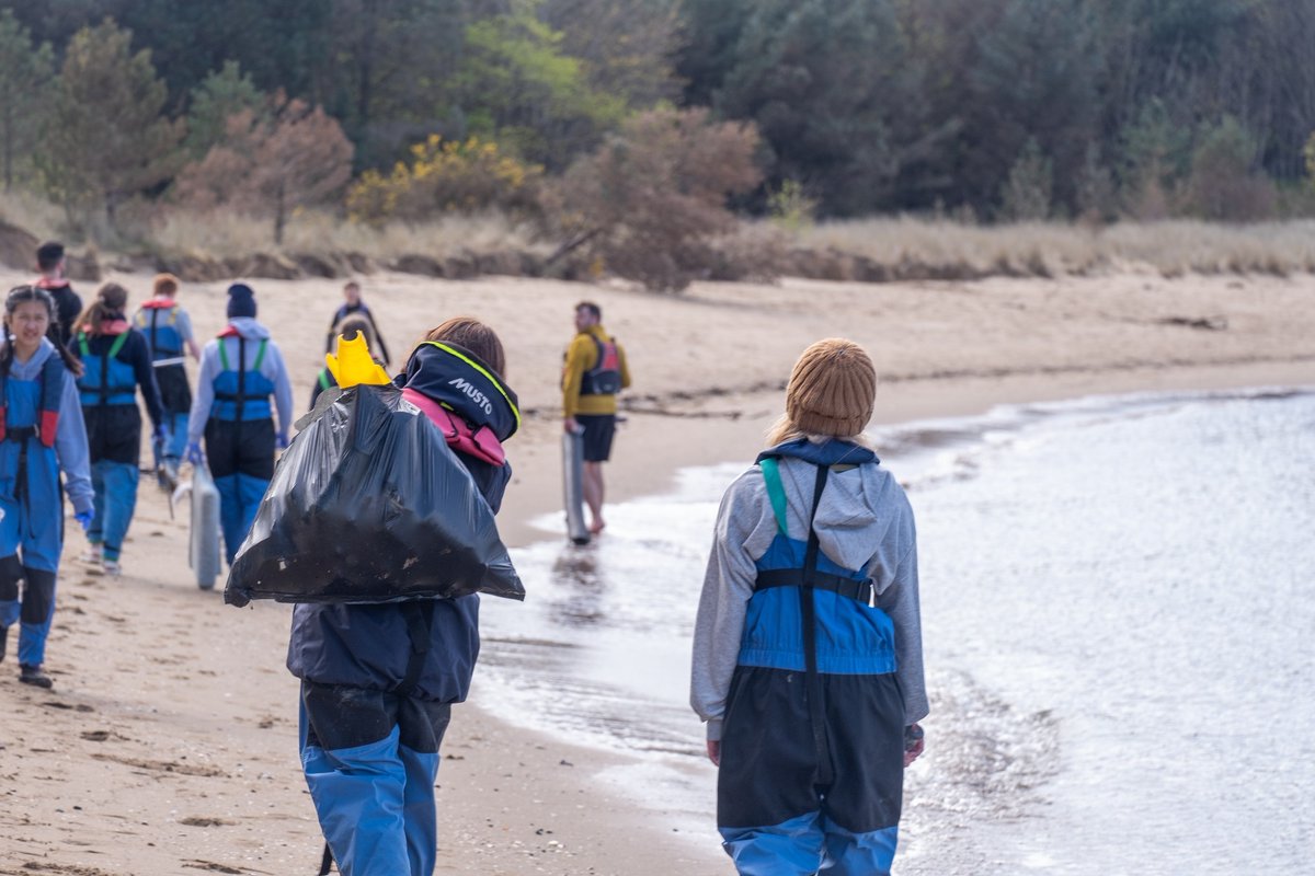 SeaCadetsUK's tweet image. Join us for #TheBigHelpOut 2024! 🌟 🚀This year, let&apos;s make an even bigger impact! Find ideas for your next Big Help Out event on their website and register your activity on the app. 📱Volunteers can search for Sea Cadets activities on the app and #lendahand✋💚#seacadetshelpout