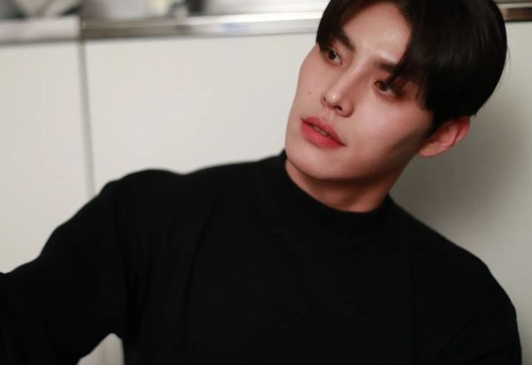 hourlyblpics's tweet photo. — ✧ Lee Jaebin
#이재빈 #재빈 #LeeJaeBin https://t.co/Z3TvqT04Qm