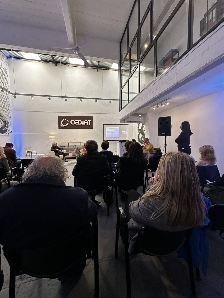 Cedy_at's tweet photo. La inteligencia artificial (IA) es el epicentro de la Transformación Digital a nivel mundial 🌍, brindando grandes oportunidades para abordar desafíos relacionados con los objetivos de desarrollo sostenible y la inclusión social en Argentina. #cedyat #RedVitec #VinTecAr https://t.co/KedzhKA415