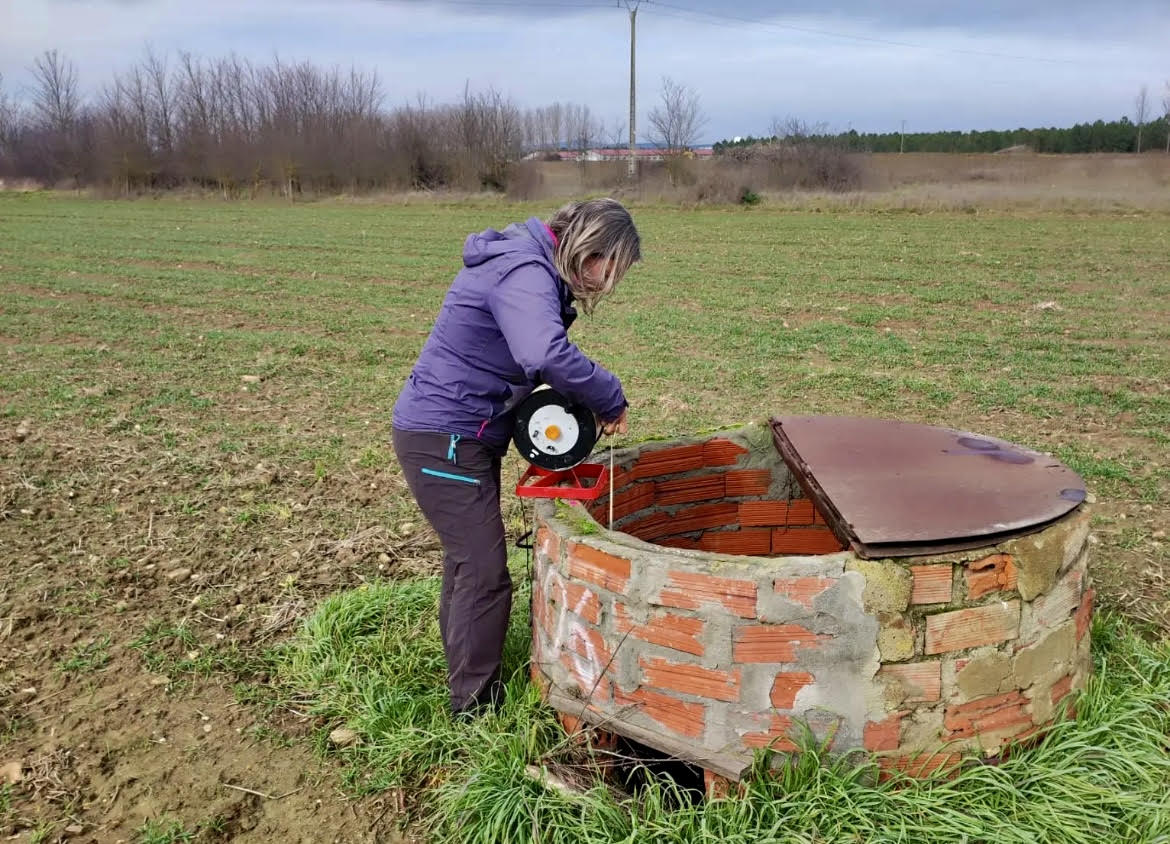 El <a href="/IGME1849/">Instituto Geológico y Minero de España</a> alerta del preocupante estado del 44% de los acuíferos de España. Con motivo del #DíaMundialDelMedioambiente, recuerda que son reservas de agua estratégica y que para 2045 se reducirá su recarga un 11% por el cambio climático.
👉 tiny.cc/cn9eyz