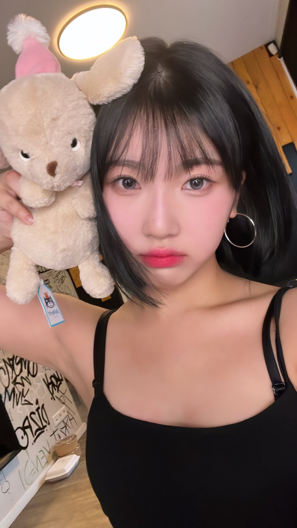 GPTGihMa8AAX_Q1?format=jpg&name=4096x4096