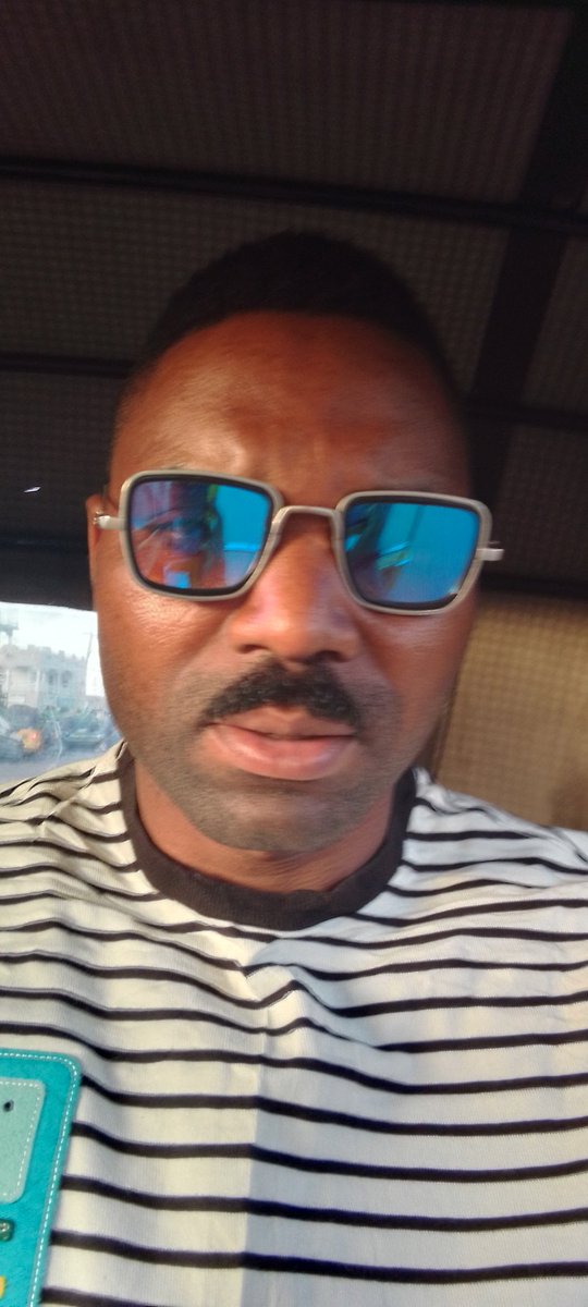 No vągina is worth 5K!!!
I personally believe that virtue is priceless and should not be sold but if she puts it in the market, price it like tomatoes.
500 Naira is not a bad bargain for a w||msn shameless enough to put her legs in the market. I am very serious.
Class dismissed.