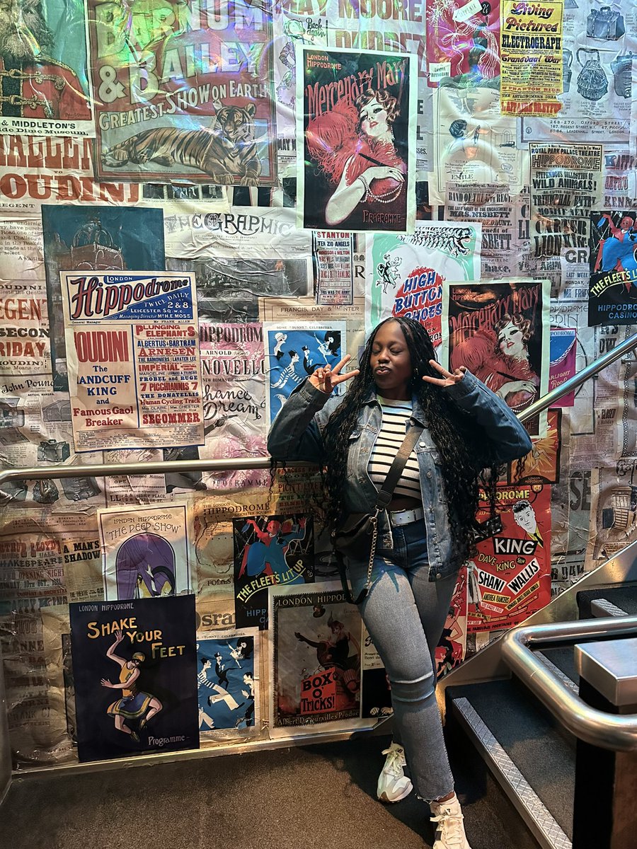 Naomi tweet media