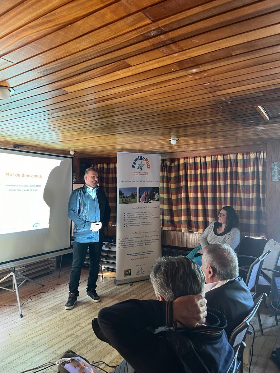 ANMSM (@anmsm) on Twitter photo Sébastien Dubourg maire du <a href="/otmontdore/">Office de Tourisme du Mont-Dore</a> et <a href="/GayLionel63/">Lionel Gay</a> maire de <a href="/otbesse/">Office de tourisme de Besse</a> accueillent le Séminaire #FamillePlusmontagne qui se déroule cette année en Auvergne. A cette occasion, la Présidente <a href="/VerneySophie/">Sophie Verney</a> remet le trophée Famille Plus suite au renouvellement du label Sébastien Dubourg maire du <a href="/otmontdore/">Office de Tourisme du Mont-Dore</a> et <a href="/GayLionel63/">Lionel Gay</a> maire de <a href="/otbesse/">Office de tourisme de Besse</a> accueillent le Séminaire #FamillePlusmontagne qui se déroule cette année en Auvergne. A cette occasion, la Présidente <a href="/VerneySophie/">Sophie Verney</a> remet le trophée Famille Plus suite au renouvellement du label
