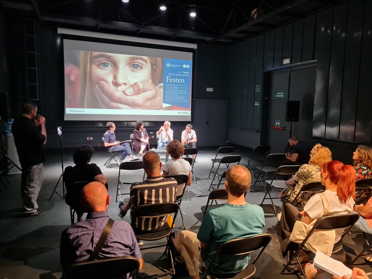 Estamos en Madrid, en Naves de Matadero, presentando FESTEN 👏
Todo el equipo encabezado por <a href="/MariaGoiricelay/">María Goiricelaya</a> llega con enorme ilusión para representar nuestra producción teatral, del 🗓️6 al 9 de junio.
¡Os esperamos en #Madrid! 😊💪🏽
#Bilbao #TeatroArriaga