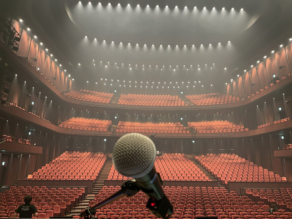 TomokiKiuchi's tweet photo. 5/31 ナオト・インティライミ岡山公演
シンクマスター
マスカーットきびだんご♬
ハレの国岡山なので、サインも🖐わかりますかね?笑
集合写真はキジを仰せつかりました🦆
#ナオト・インティライミ
#syncmaster https://t.co/a9EmJm7jEg