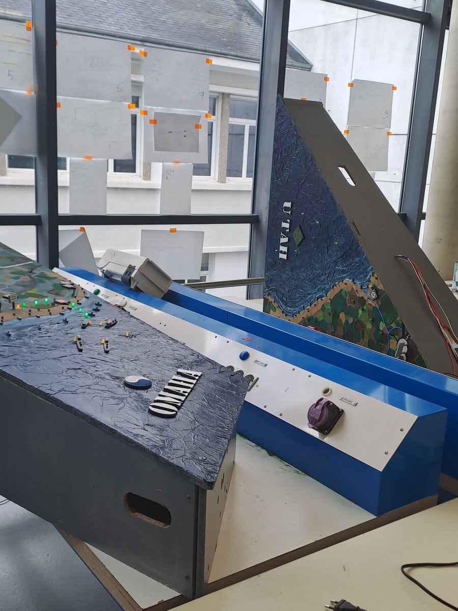 Le Débarquement se prépare aussi au lycée professionnel Bartholdi, grâce aux électriciens qui ont travaillé sur des maquettes de chacune des plages 🇨🇵🇬🇧🇺🇲🇨🇦.
Bravo à eux pour ce projet qui croise histoire, mémoire et compétences professionnelles!
#dday80