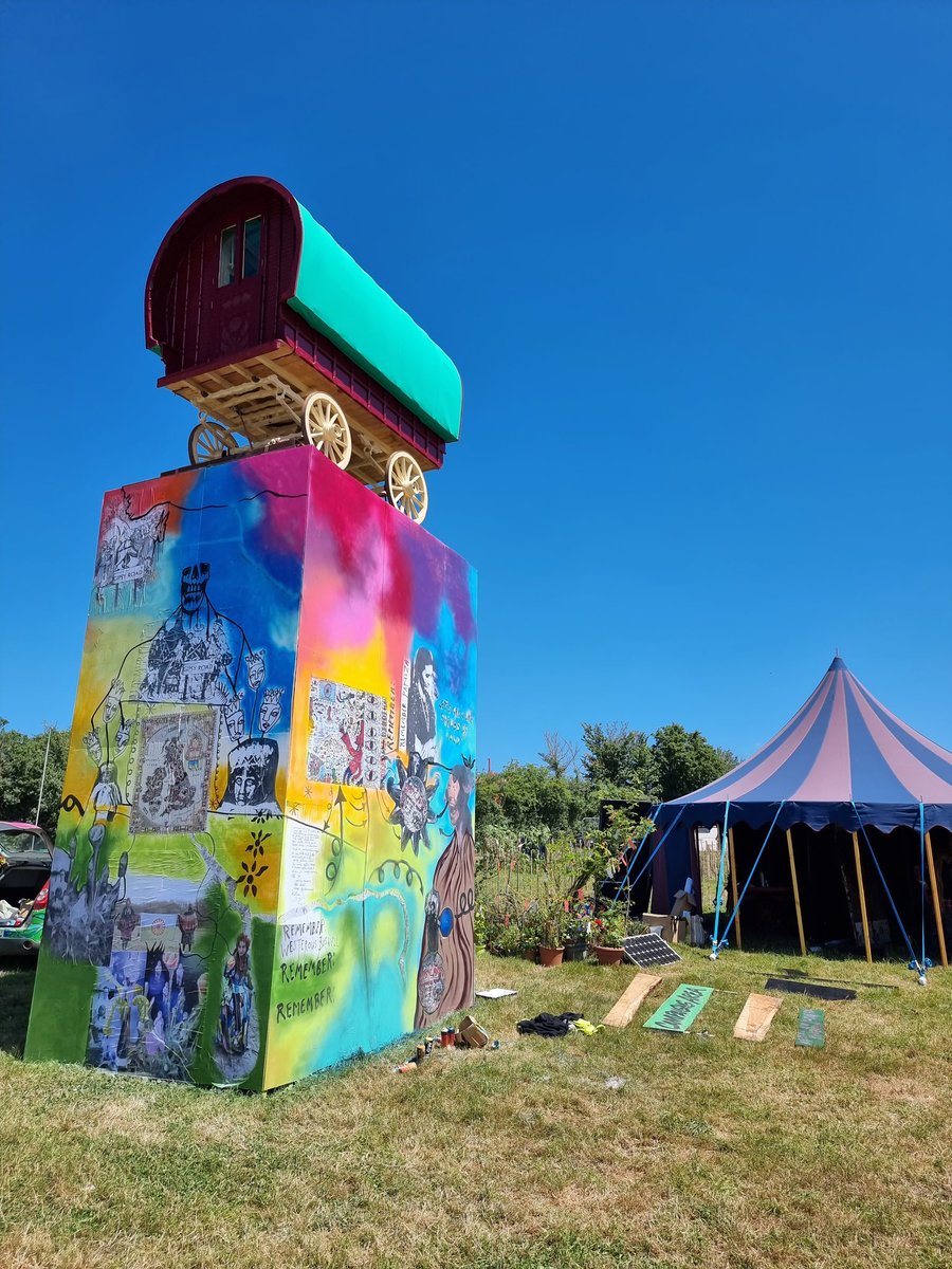 GlastoFlags's tweet photo. @glastonbury @atchin_tan https://t.co/AqcAXKT3rI