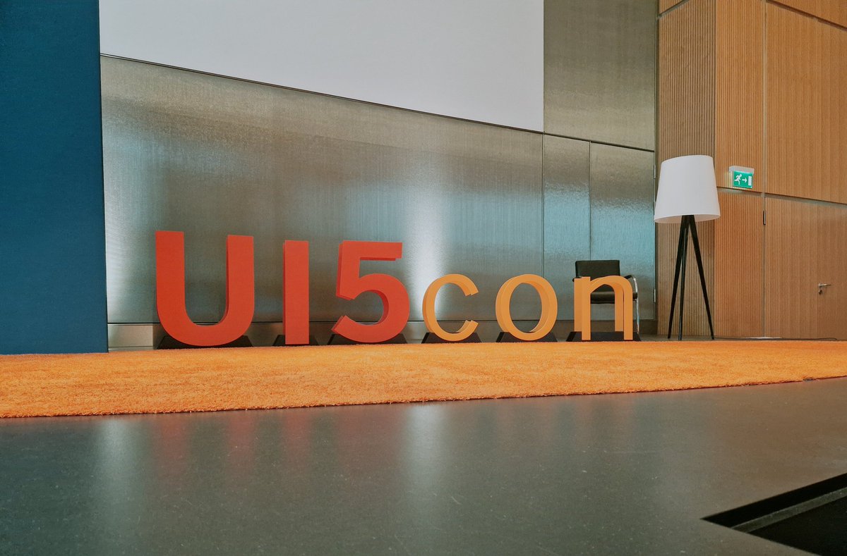 jacekwoz's tweet photo. #CodeConnect day 2 - #UI5con. Met this guy in front of the building. He said he is not going inside, as he already knows everything about UI5 2.0, UI5 linter, UI5 Web Components and other interesting stuff. https://t.co/VRYj8H5CPd