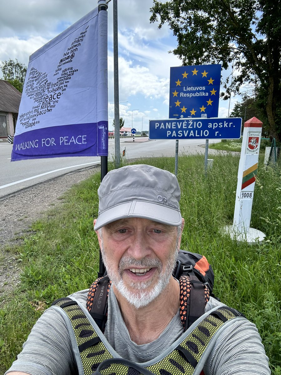peacewalk2015's tweet photo. I have now crossed from Latvia to Lithuania. Close to the border is a memorial to the Baltic Way of 1989. It was a huge symbol of successful nonviolent resistance and a shining example of how peaceful protest can make a change. https://t.co/AxGt5ahNAx
