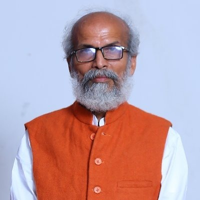 suryanandannet's tweet photo. Next CM of #Odisha ? Suggest With Reason . 

1 . Dharmendra Pradhan or 
2. Girish Murmu or
3. Suresh Pujari or
4. Pratap Sarangi (Nana ) or Others 

#DharmendraPradhan #GirishMurmu https://t.co/1a2XFn4esW