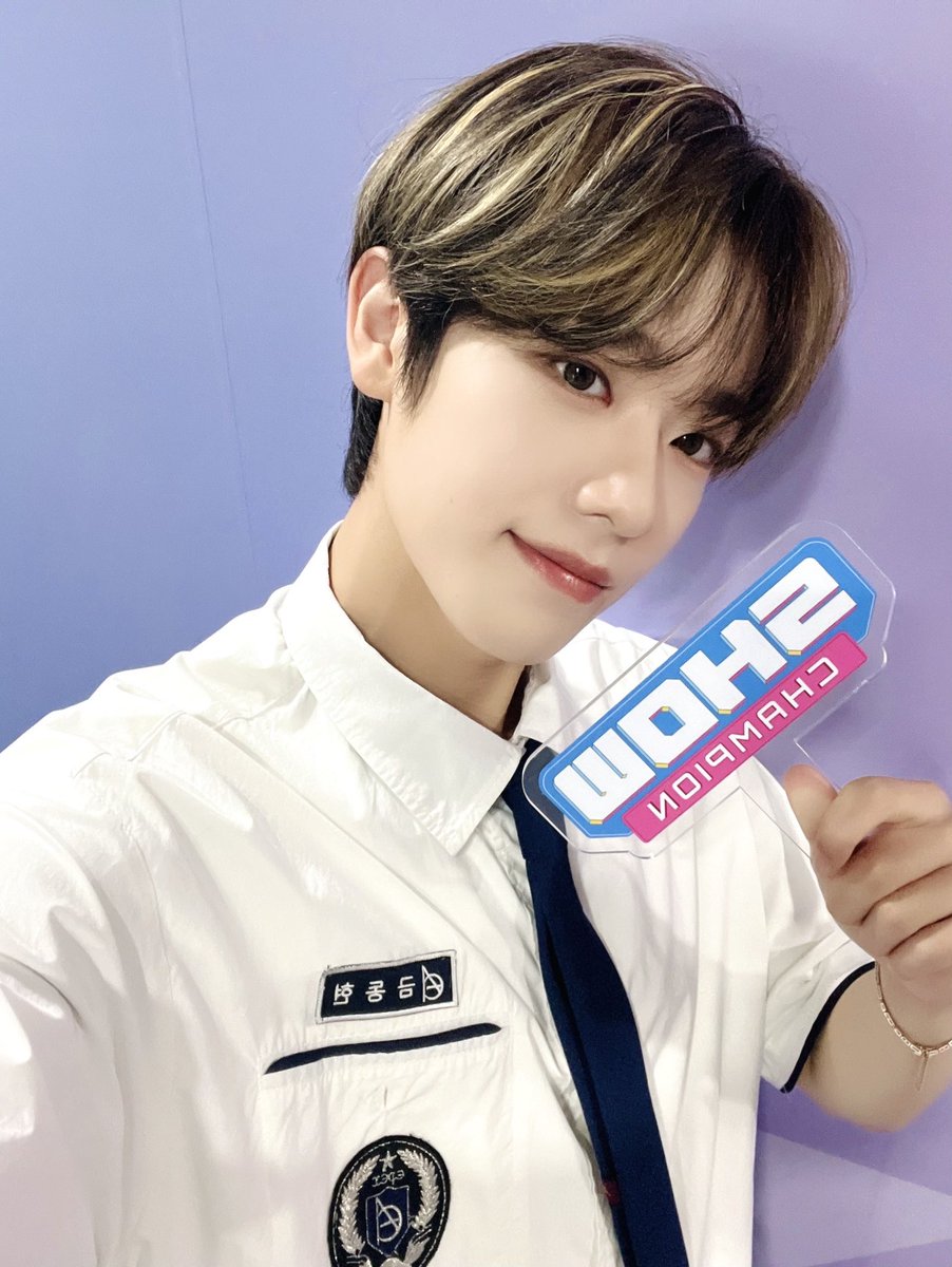 showchampion1's tweet photo. 드디어 나에게도 기회가 찾아왔다 ....💥
지금이닷 
#금동현 #가온 업고 튀어 ε=ε=ε=ε=ε=(o- -)o🩵

#쇼챔피언 의 첫사랑 💛금동이 가온이💙
쇼요일은 쇼챔이 옆에 꼬~옥 붙어서
지켜줄게‼✧٩(•́⌄•́๑)و ✧ https://t.co/ZhrUGEo25h