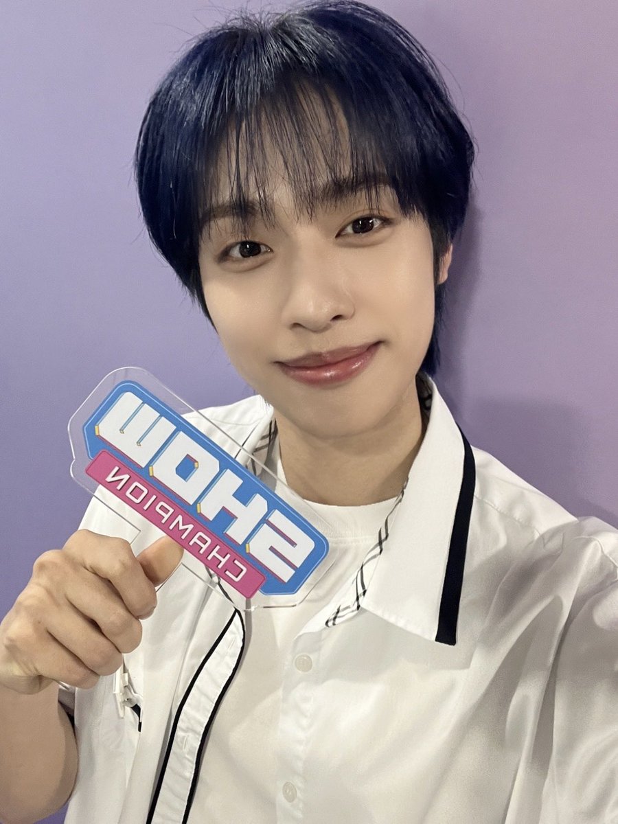 showchampion1's tweet photo. 드디어 나에게도 기회가 찾아왔다 ....💥
지금이닷 
#금동현 #가온 업고 튀어 ε=ε=ε=ε=ε=(o- -)o🩵

#쇼챔피언 의 첫사랑 💛금동이 가온이💙
쇼요일은 쇼챔이 옆에 꼬~옥 붙어서
지켜줄게‼✧٩(•́⌄•́๑)و ✧ https://t.co/ZhrUGEo25h