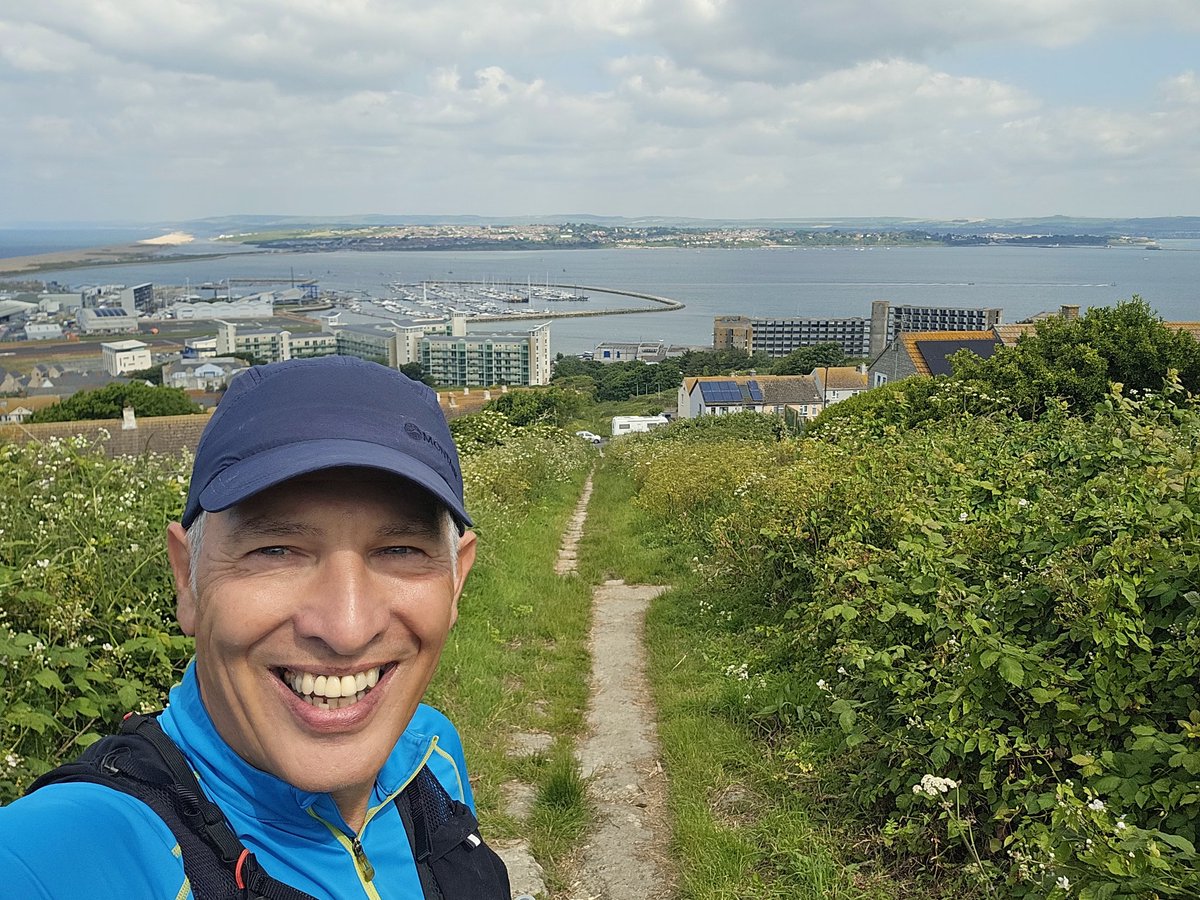 Customdiver's tweet image. About to do the run around Portland so ticked off that section of the South West Coast Path.  Walked most of it earlier in the week but seems rude not to run it.
#running #swcp ##trailrunning