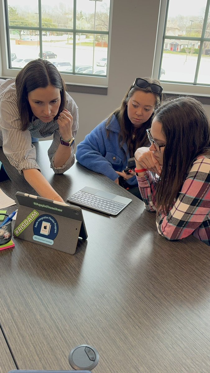 RISD iTeam (@risditeam) on Twitter photo As we wrap up this year, we have to spotlight our veteran iTeam specialist, <a href="/its_dig_gid/">𝔸𝕤𝕙𝕝𝕖𝕪 𝔾𝕚𝕕𝕖𝕠𝕟</a>! She is celebrating 1️⃣5️⃣ years of service in <a href="/RichardsonISD/">Richardson ISD</a>! Ashley has a servant heart and is always kind and patient. She also makes us laugh! We are so lucky to have her! #RISDWeAreOne As we wrap up this year, we have to spotlight our veteran iTeam specialist, <a href="/its_dig_gid/">𝔸𝕤𝕙𝕝𝕖𝕪 𝔾𝕚𝕕𝕖𝕠𝕟</a>! She is celebrating 1️⃣5️⃣ years of service in <a href="/RichardsonISD/">Richardson ISD</a>! Ashley has a servant heart and is always kind and patient. She also makes us laugh! We are so lucky to have her! #RISDWeAreOne