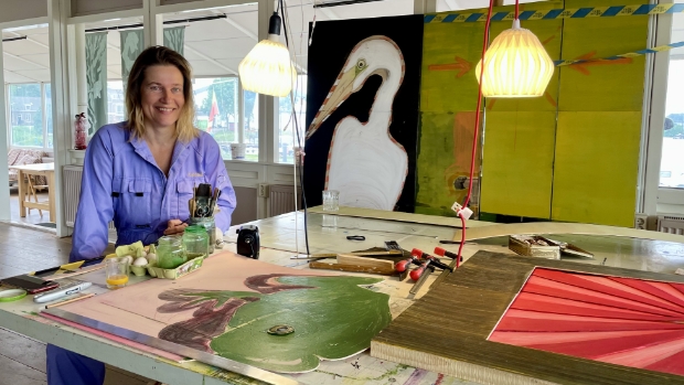 HK_Culemborg's tweet photo. Kunstenaar Ianthe Elbers: ‘Leer écht naar de natuur te kijken’ -  https://t.co/Agz0fmBwRT https://t.co/5qUbosiYXl