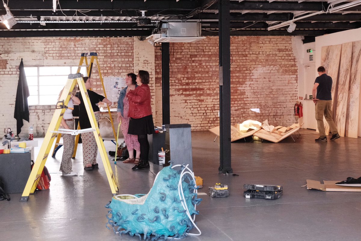 Centrala_space's tweet photo. This #DigbethFirstFriday we’re hosting the launch of Encoded Realities: interdisciplinary scientists in @smqb_uob at @unibirmingham present mathematical models & computational algorithms to analyse various principles of health, wellness & disease!
⏰ 6pm - late
📸: @IrinaMackie https://t.co/Y5CboqkfIn