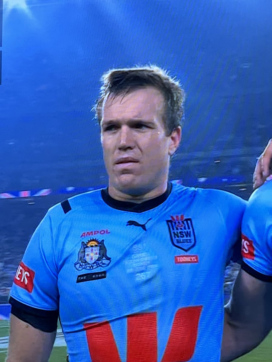 Jake is all of us watching that bloke butcher the anthem 🤣 #origin