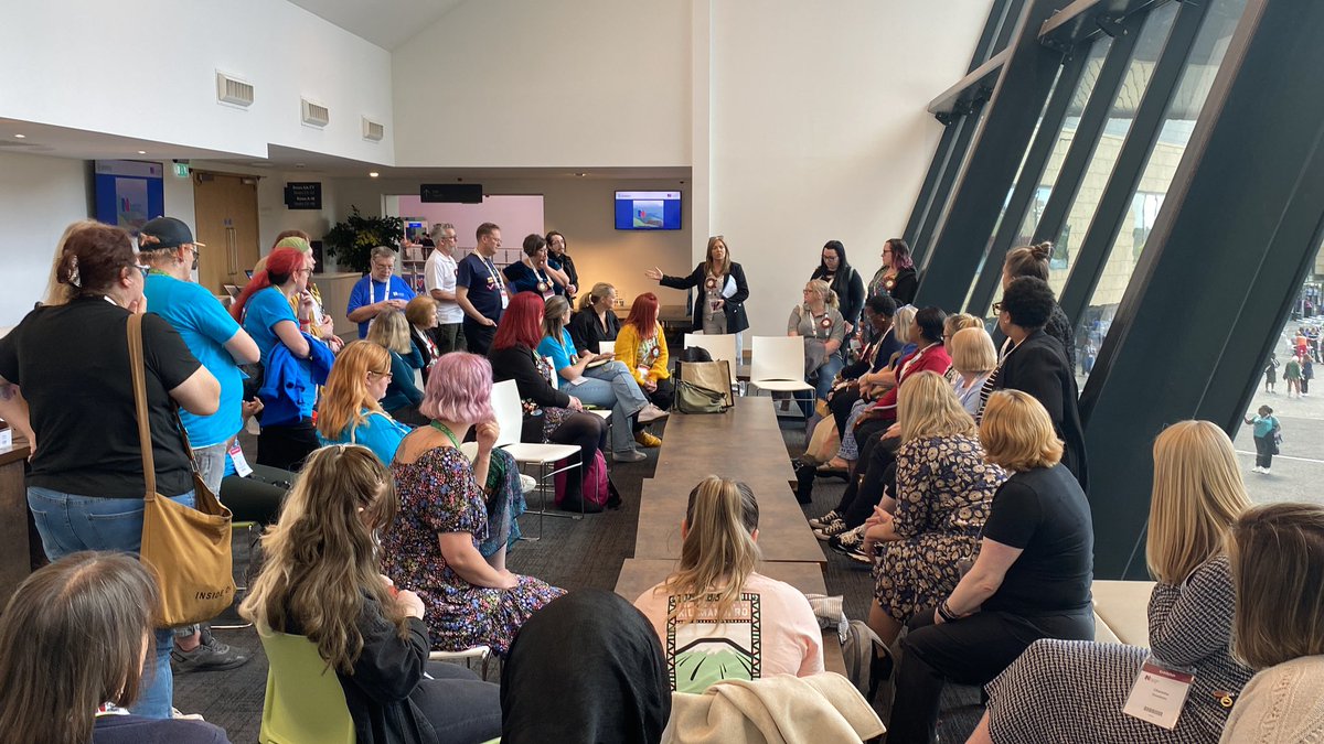 #HelloMyNameIsJoan 💙 🇺🇦 tweet media