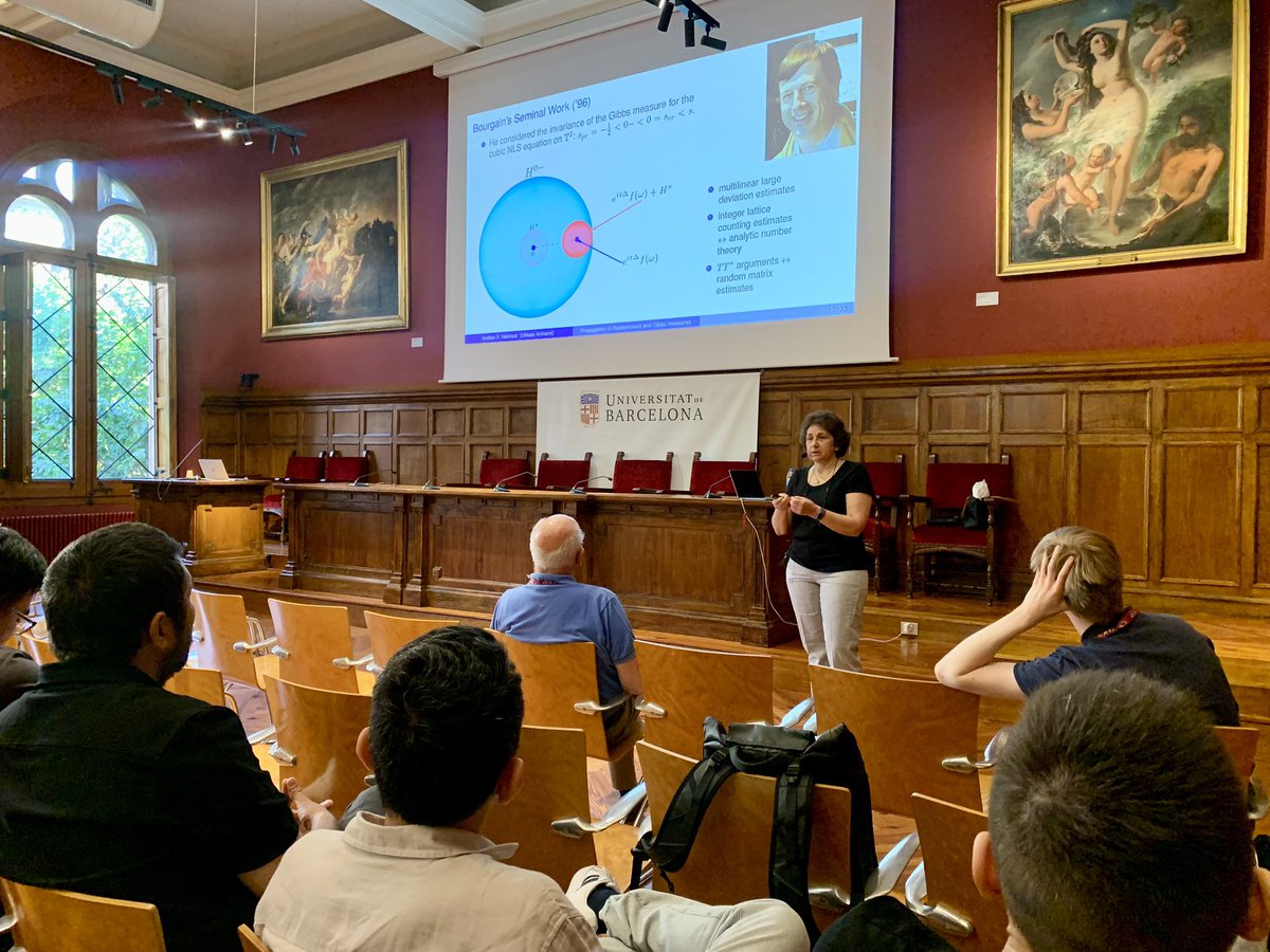 MatesInfoUB's tweet photo. 📸 Fins divendres, diversos espais de la Facultat acullen la 4a edició de les Jornades d’Anàlisi de Barcelona (#BAC24), una activitat satèl·lit del 9è Congrés Europeu de Matemàtiques (ECM).
➡️ Més informació: https://t.co/dn8hp5ZEOT https://t.co/GiGr80Esyv